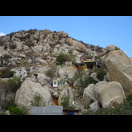 Ein kleiner Tempel in den Felsen